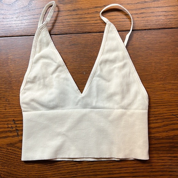 Ali Low-Back Seamless Bra - Picture 11 of 15